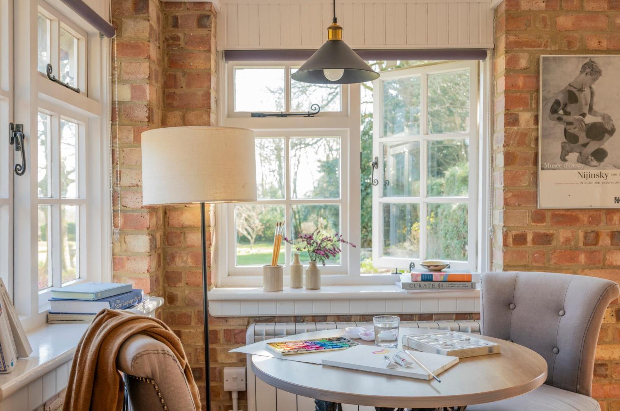 Old Mill Lodge By Huluki Sussex Stays Hurstpierpoint Kültér fotó